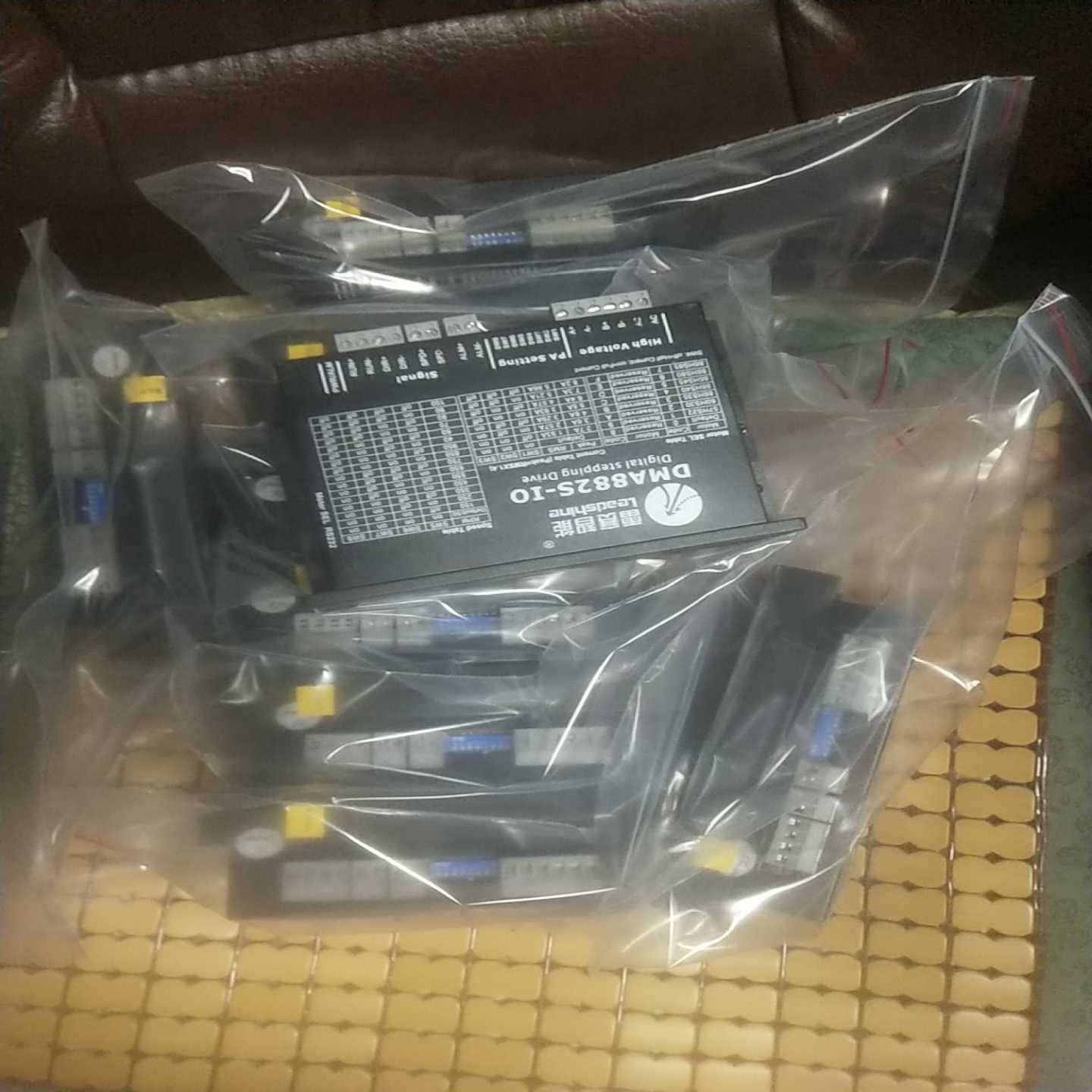 dma882s-io，100只，单价65包邮！充新--议价商品