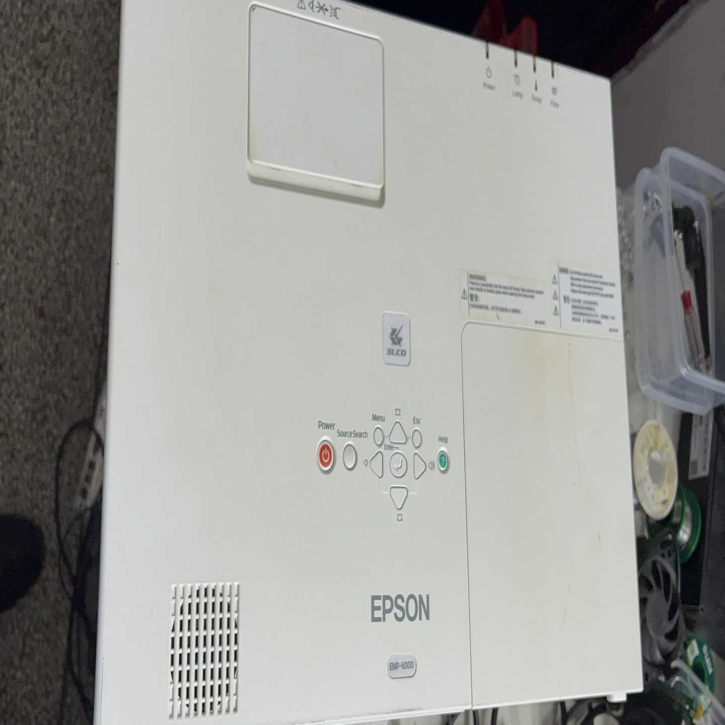 爱普生EMP-6000投影机，3lcd。白天流明度高。适合小-询价客服