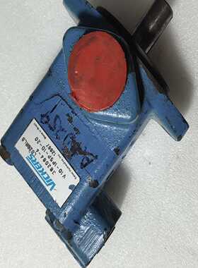 士V10-1P5P-1D-20液压马达，没有使用过确保没（地坛设备）