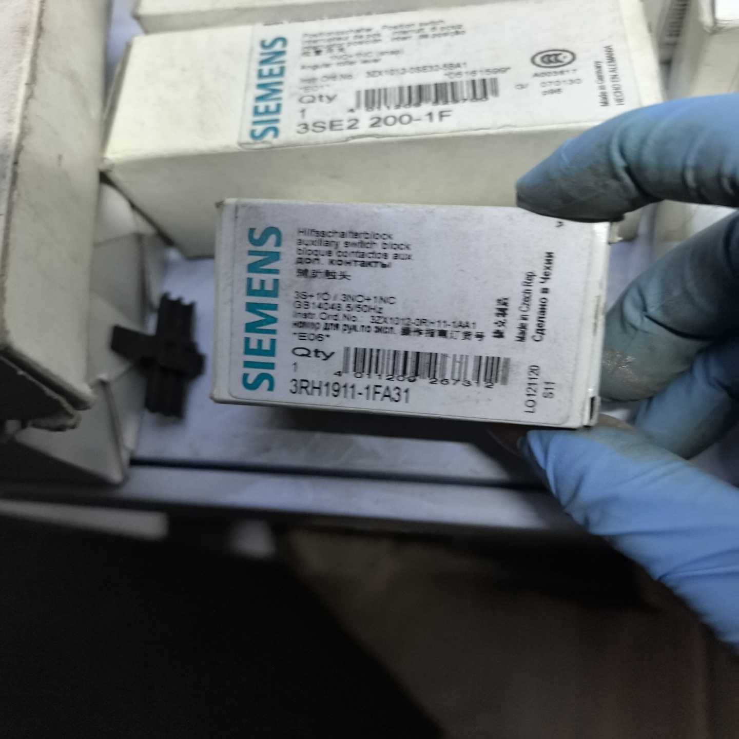 3RH1911-1FA31辅助触头询价