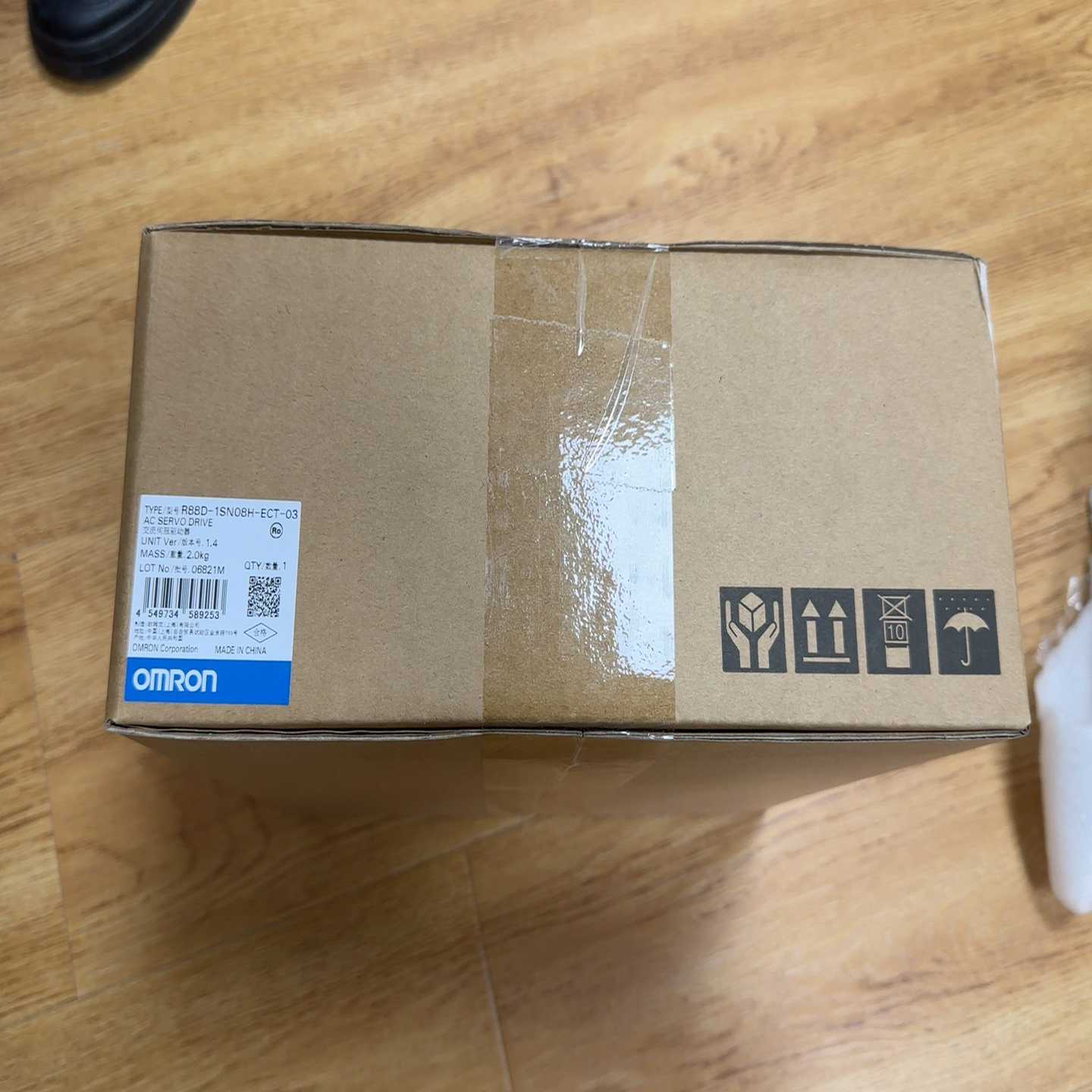 R88D-1SN08H-ECT-03   ~询价