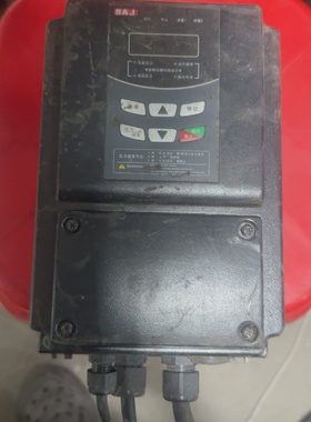 三晶变频器8200B2SR75PHDW0.75kw2议价