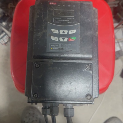 三晶变频器8200B2SR75PHDW0.75kw2议价