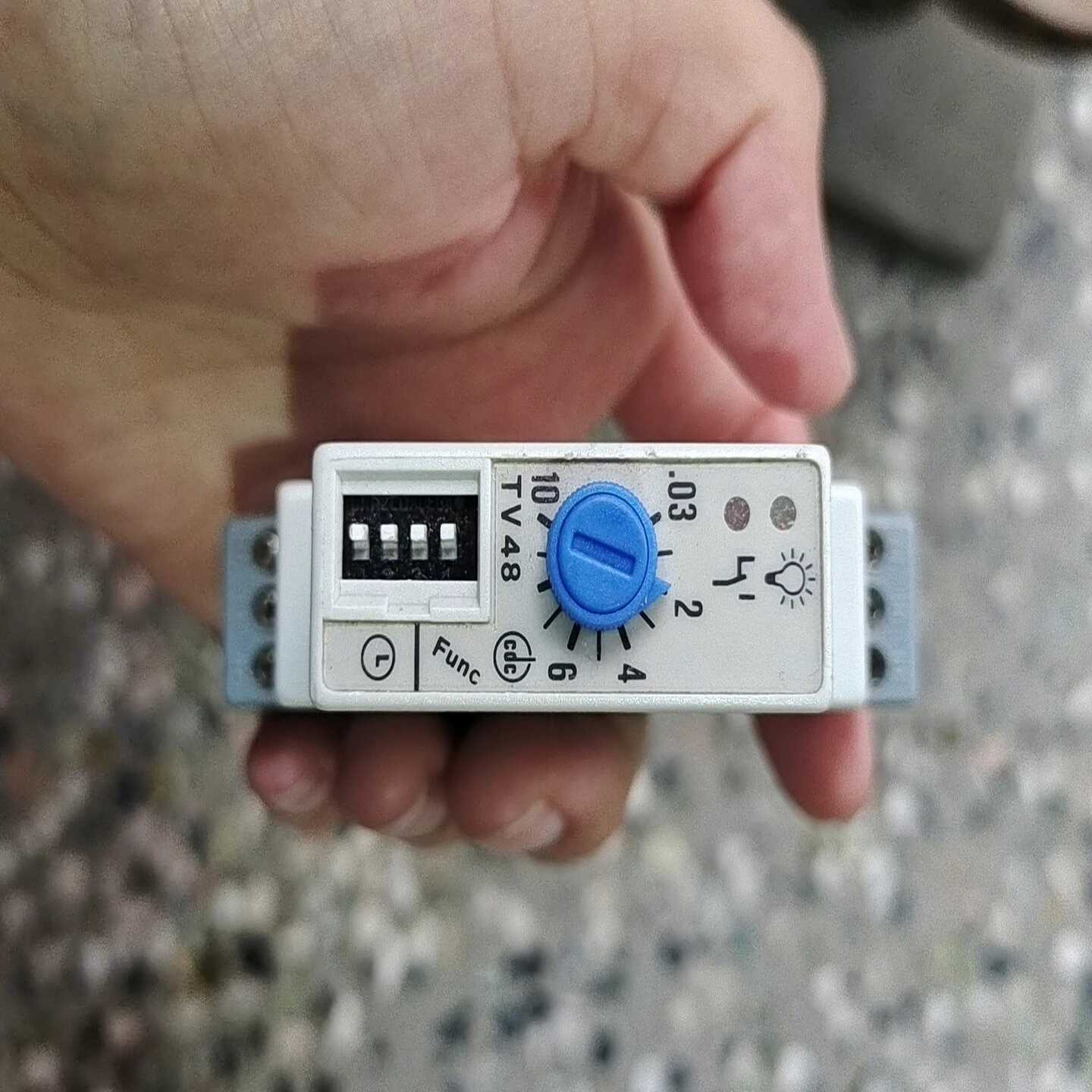 【议价】意大利，func,时间继电器，cod.tv48000210v适用