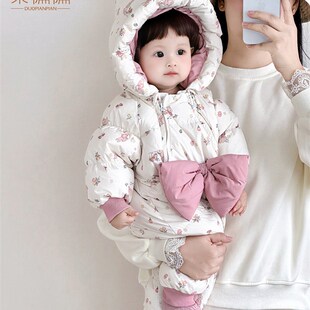 婴儿羽绒服2025新款女宝宝羽绒连体衣秋冬小月龄外出服婴幼儿冬装