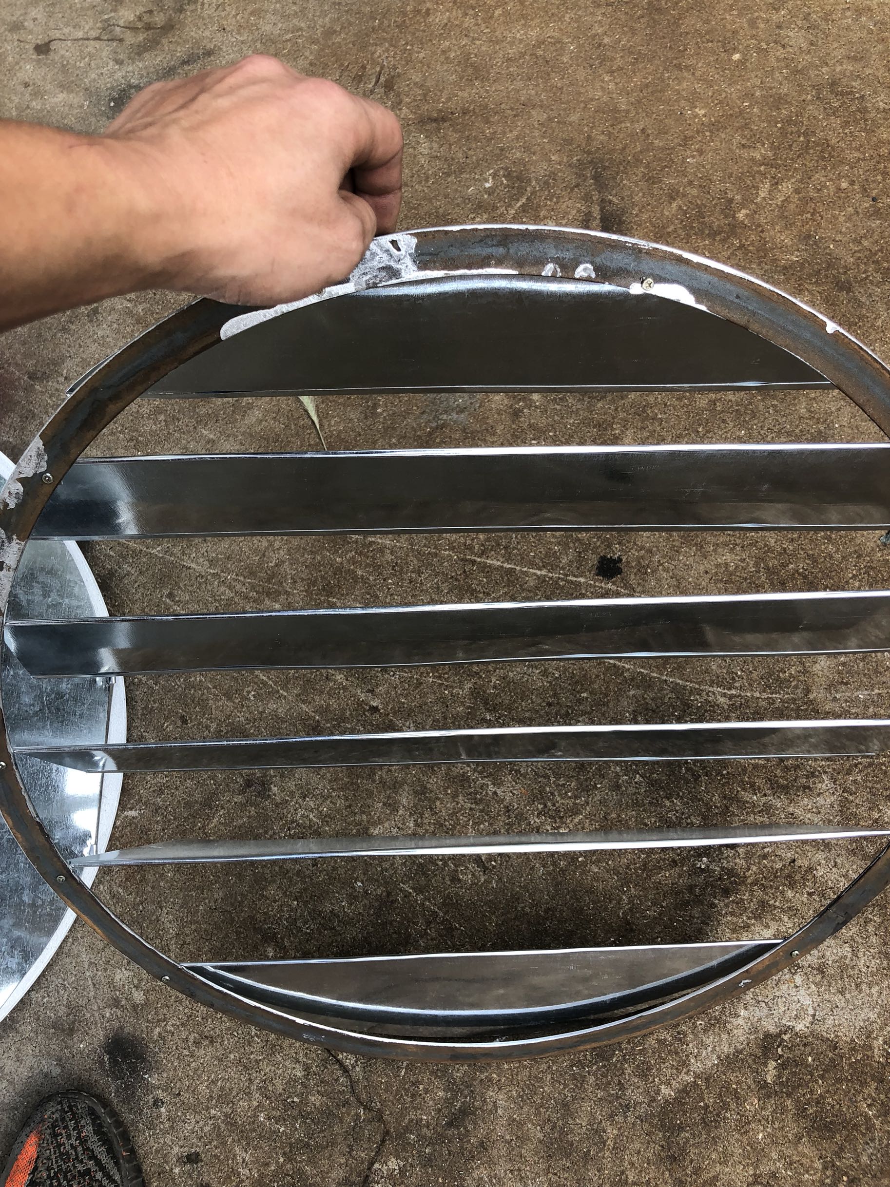 防护风机百叶垂自防雨轴流风机罩镀锌板圆形室外风百叶窗防回风口