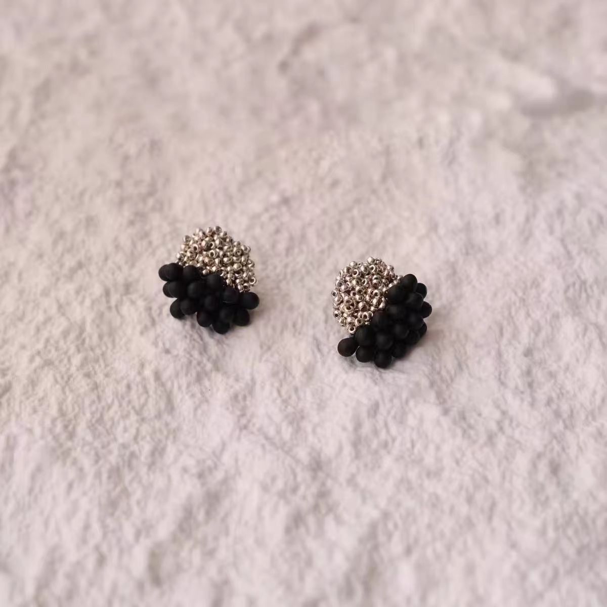 小众手作重工太极撞色耳钉复古简约百搭高级感精致优雅个性耳夹