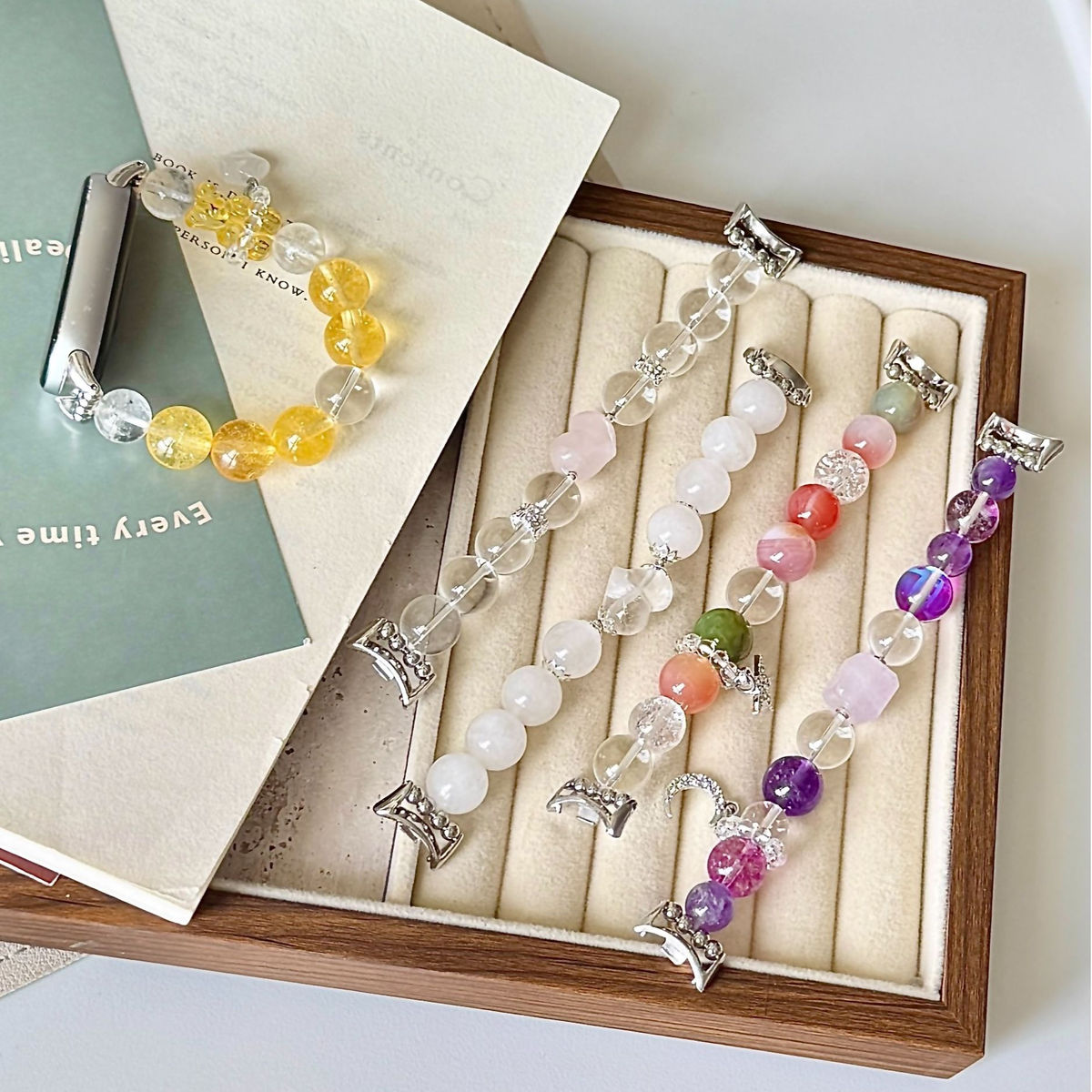 天然水晶冰肤感串珠手链