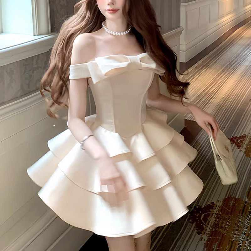 赵昭仪同款玫瑰花园抹胸蛋糕裙千金风气质氛围感一字肩蓬蓬连衣裙