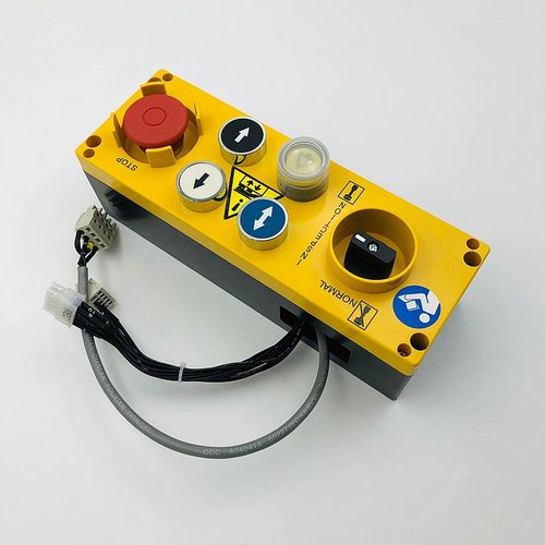 适用迅3300 3600电梯检修急停59713772新款检修盒急停开关 现货