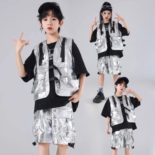 新品 演出服女孩宽松帅气马 街舞服装 嘻哈风炸街夏嘻哈银色亮皮套装
