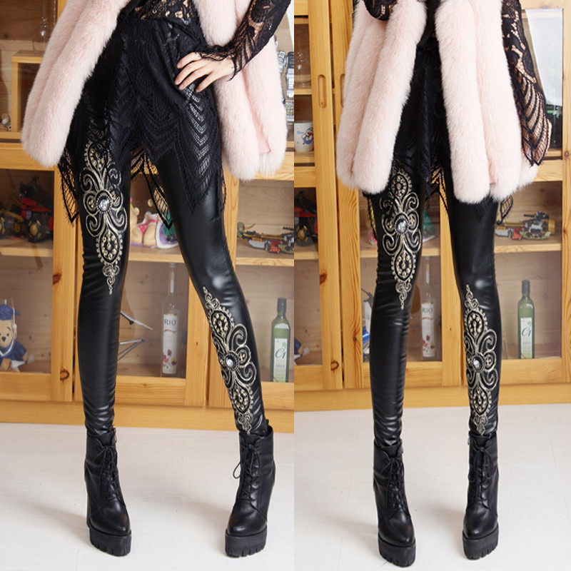 2024秋冬大码皮裤重工钉珠刺绣打底裤外穿小脚裤百搭显瘦女裤,女装/女士精品,打底裤,淘宝优惠券,粉丝福利购,淘宝优惠卷