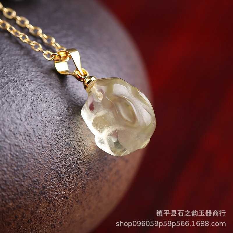 天然水晶饰品粉水晶兔子项链黄水晶卡通萌兔挂件锁骨链甜美可爱女