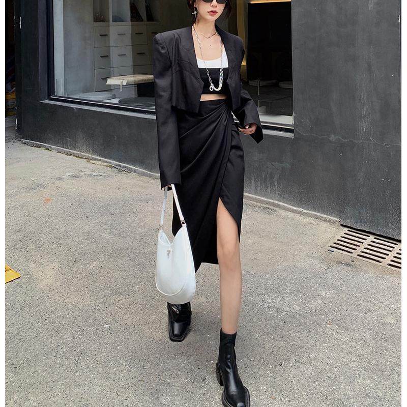 2025春季黑色不规则女春款显瘦开叉垂感包臀裙百搭,女装/女士精品,半身裙,淘宝优惠券,粉丝福利购,淘宝优惠卷