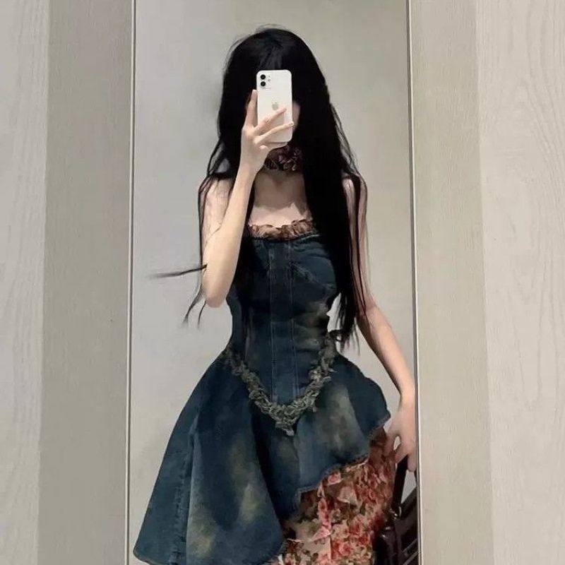 法式绝美甜辣妹田曦薇同款蓝色玫瑰抹胸牛仔连衣裙女夏季收腰显瘦