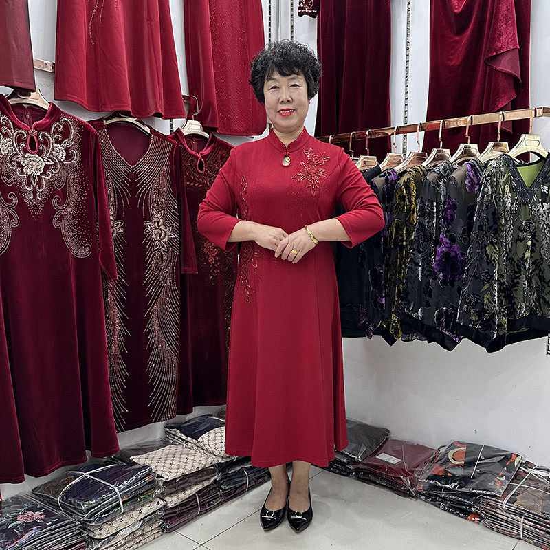 高档婚礼参加女儿妈妈时尚40岁50年轻婚宴岳母秋装新