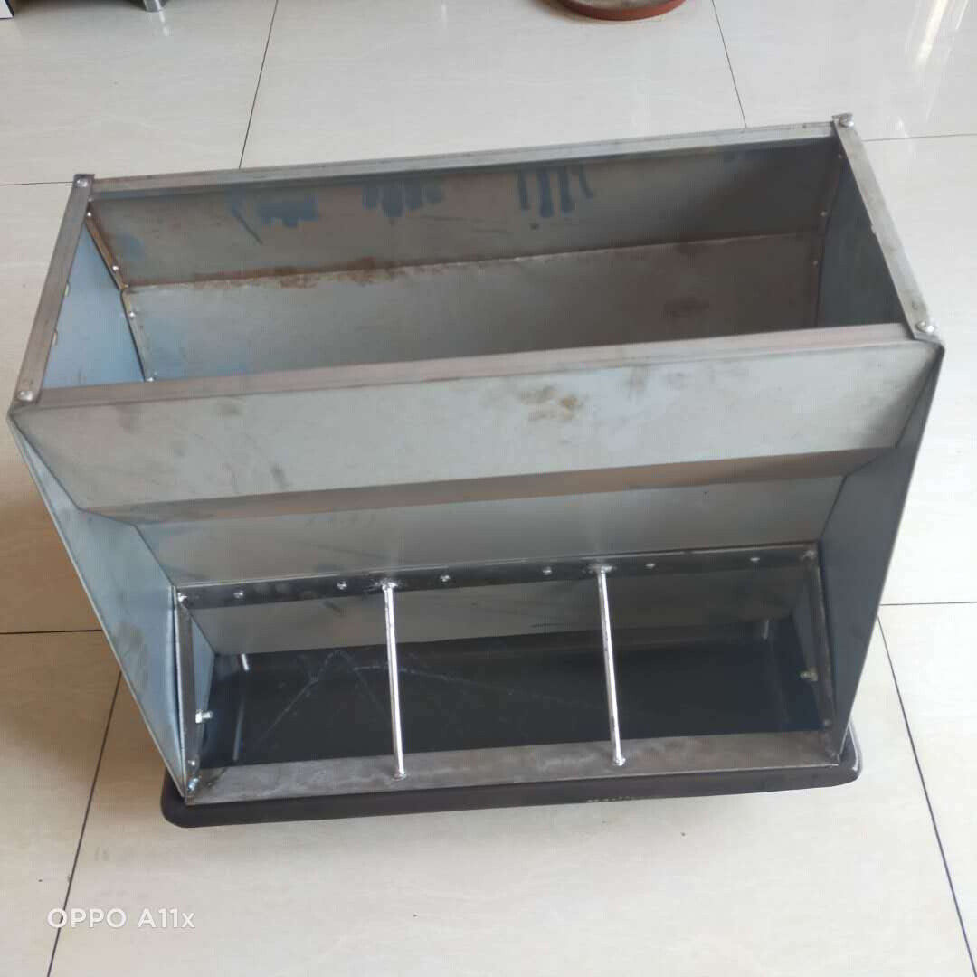 现货新促仔猪食槽小猪料槽镀锌板双面加厚自动下料猪用保育猪仔猪,机械设备,其他机械设备,淘宝优惠券,粉丝福利购,淘宝优惠卷