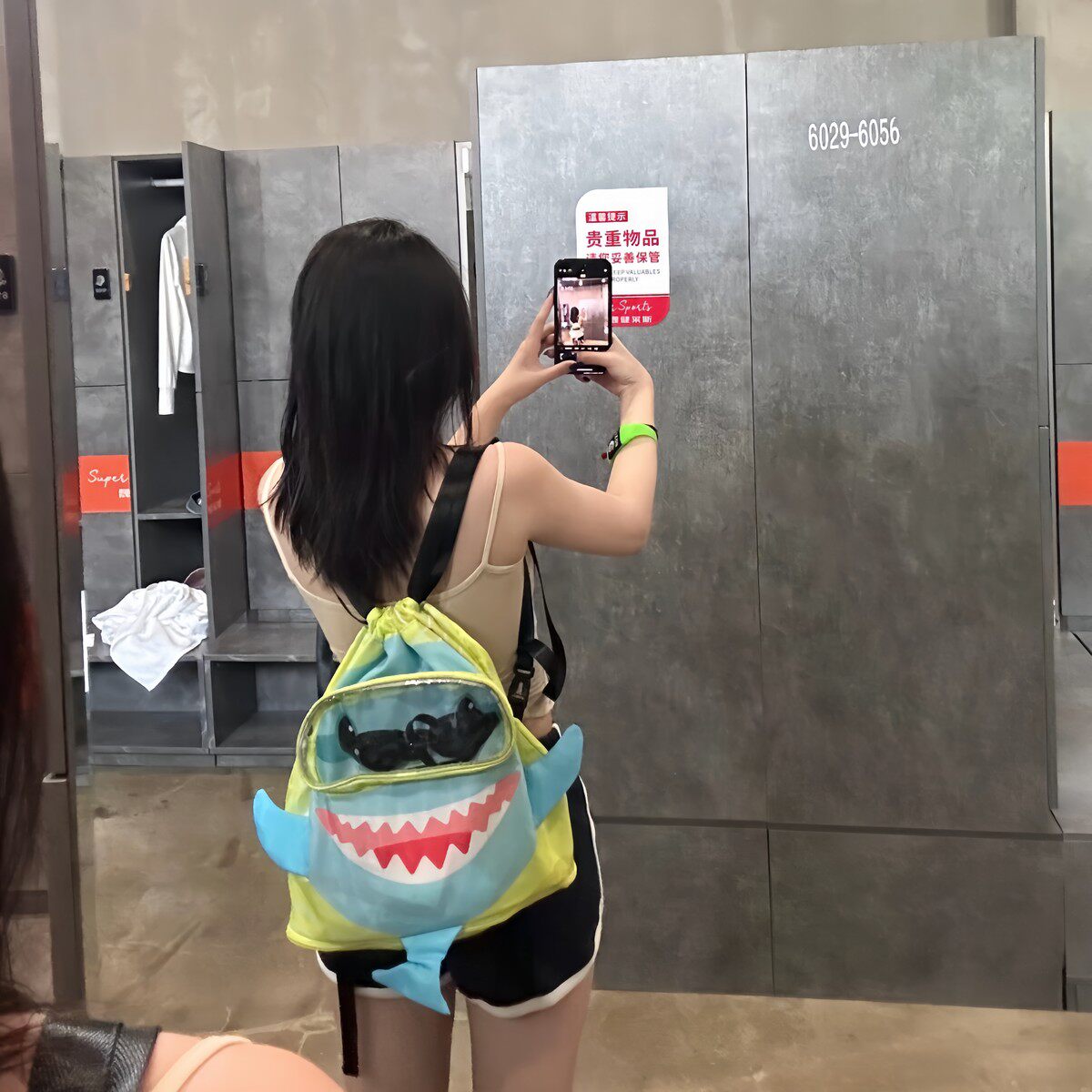 卡通游泳收纳包干湿分离儿童成人运动身防水双肩袋便携厂家