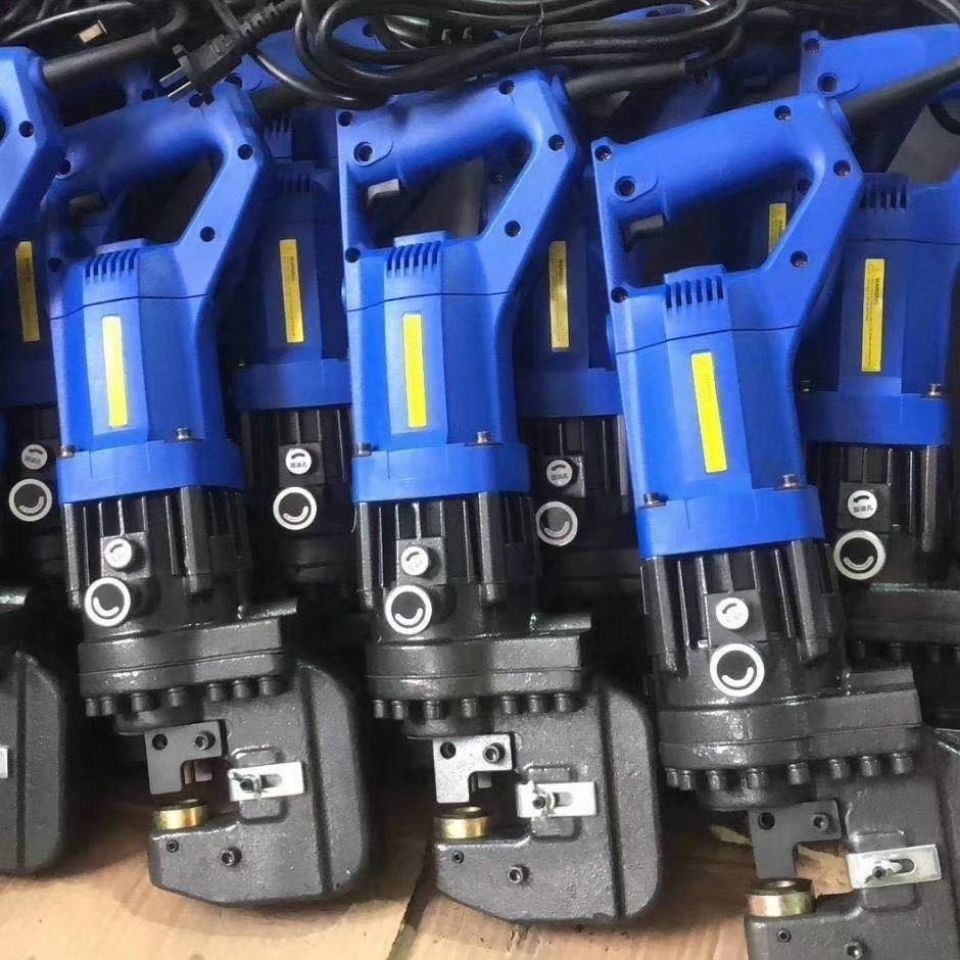 电动液压冲孔机手持小型角铁槽钢钻孔器可携式干挂角钢打孔机器