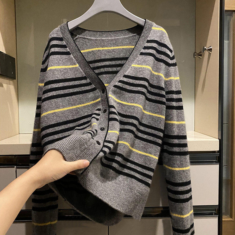 街拍时髦！法风条纹撞色开衫女纯毛衣秋冬开衫,女装/女士精品,羊绒衫,淘宝优惠券,粉丝福利购,淘宝优惠卷