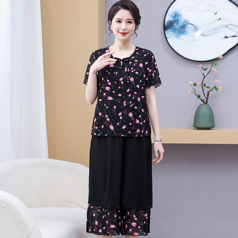 中年妈妈夏装新款裤裙套装洋气时尚中老年宽松遮肚子两件套