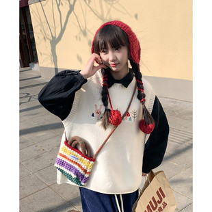艺野系 学院可爱卡通刺绣白色马甲女春秋小个子叠穿无袖毛衣