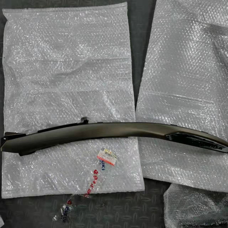 适用轻骑铃木酷道GL150左右侧罩NO1中间油箱边条护罩装饰护板外壳