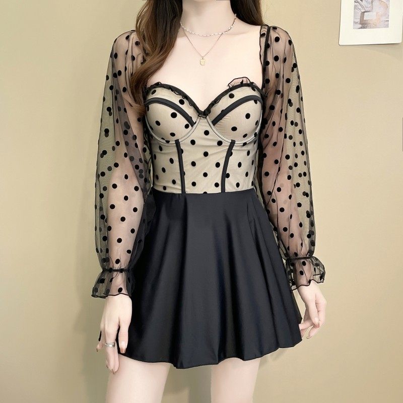 泳衣女2025新款连体长袖遮肚显瘦裙式泡泡袖保守泡温泉高级感泳装,运动/瑜伽/健身/球迷用品,连体泳衣,淘宝优惠券,粉丝福利购,淘宝优惠卷