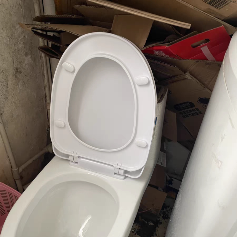 马桶盖抽水盖板坐便器家用老式座便加厚厕所板配件通用马桶圈