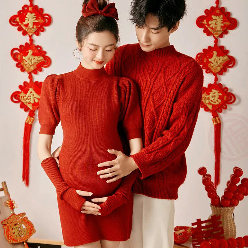 新年红色喜庆圣诞主题情侣孕妇摄影服装影楼夫妻孕妈拍照服饰