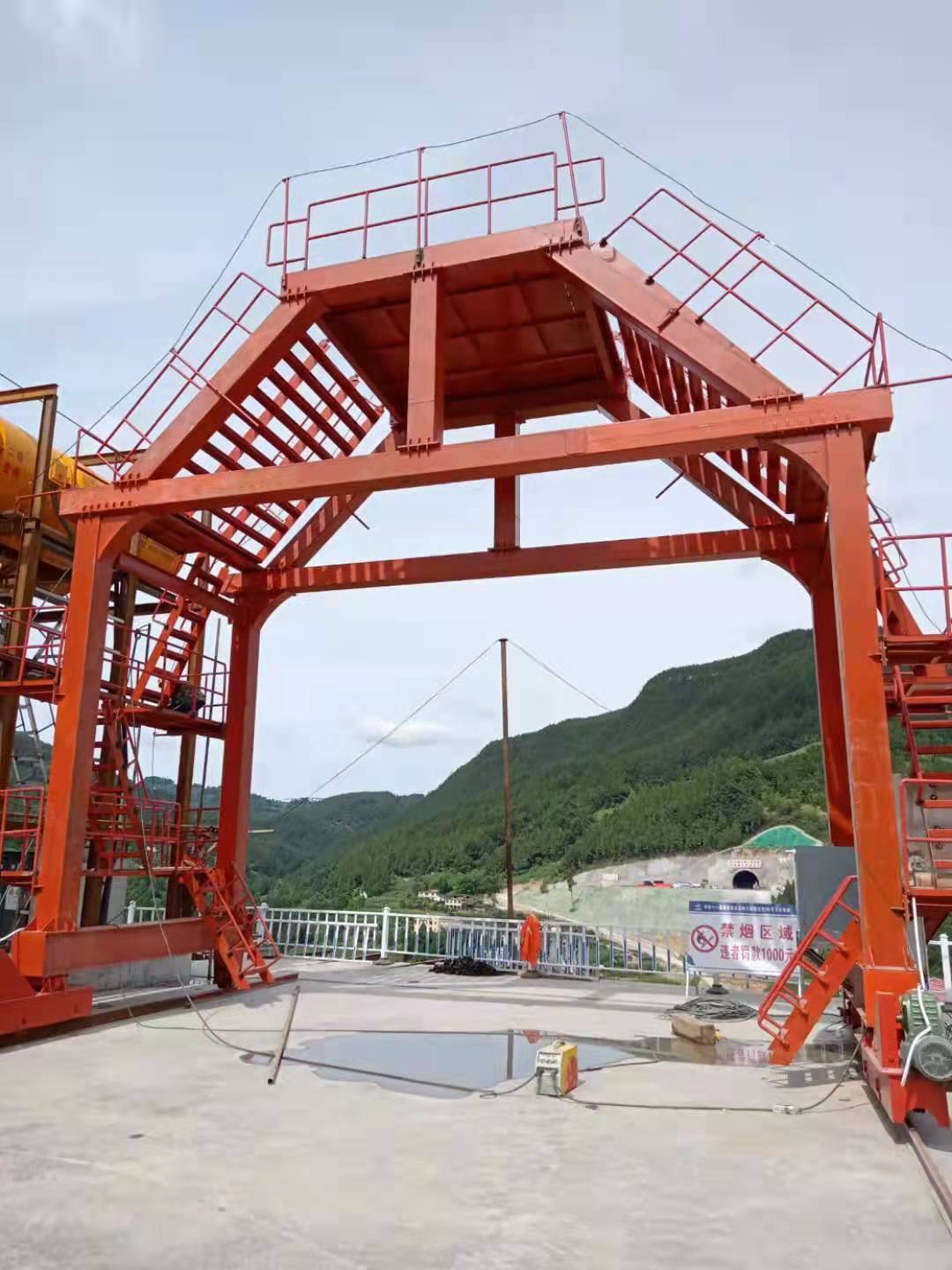 隧道二衬养护喷淋恒温台自动检修维护架子带水箱热水