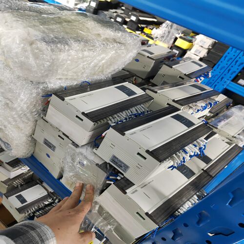 信捷PLC，型号：XD3-48RT-E，库存有20个左右，成~询价