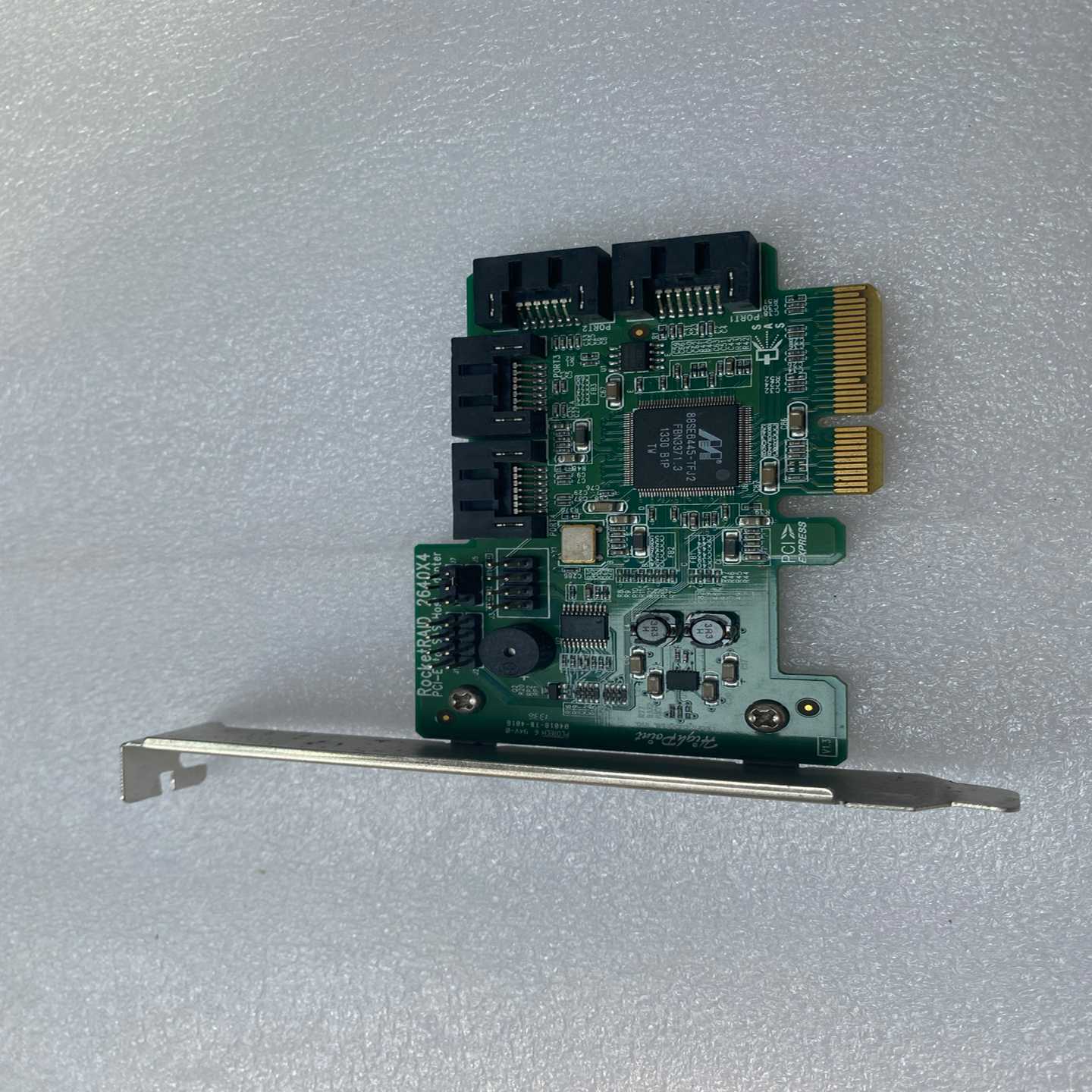 火箭 HighPoint RocketRAID 2640X4~询价