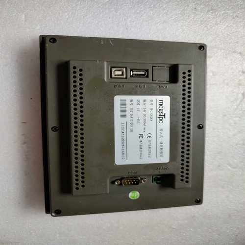 TPC7062KⅩ 嵌入式一体化触摸屏，实物图，功能，有（电子设