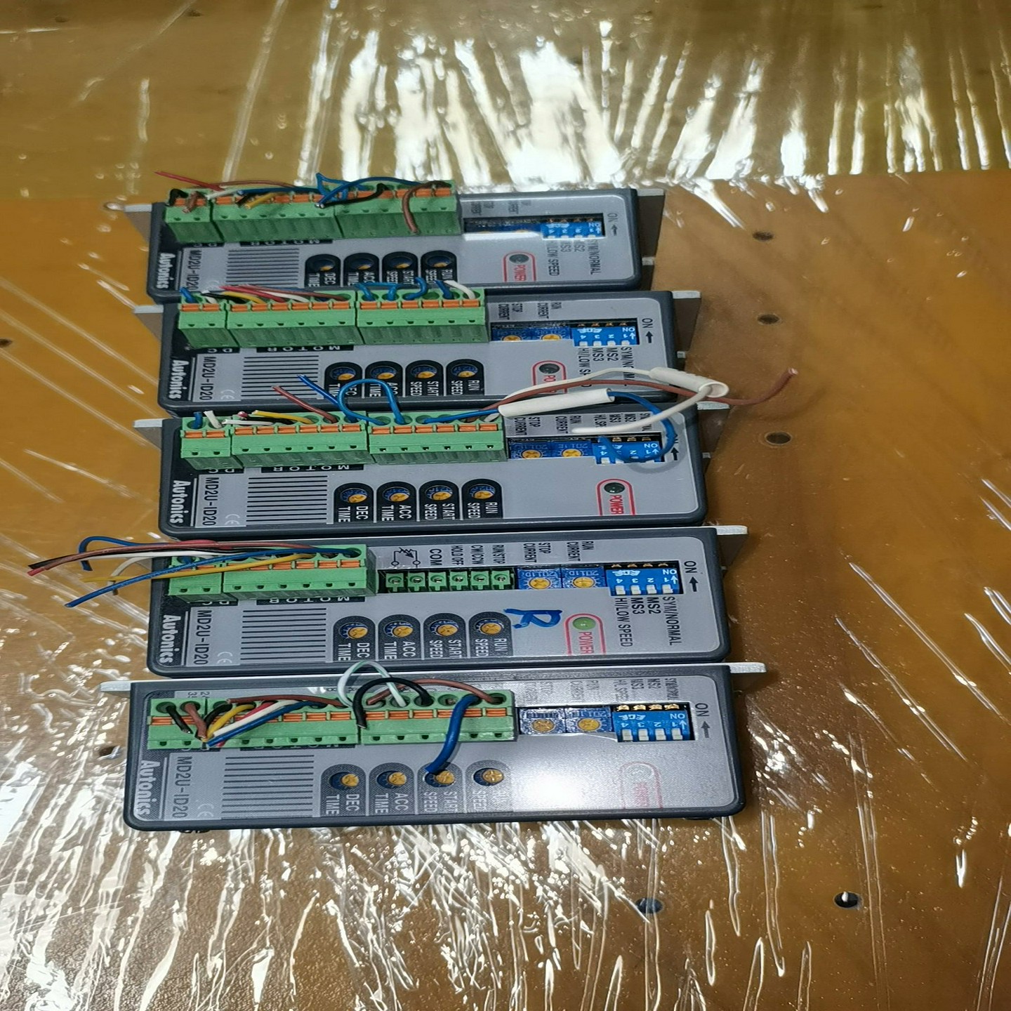 奥托尼克斯二相驱动器MD2U-ID20十多个，成色看图，-询价客服