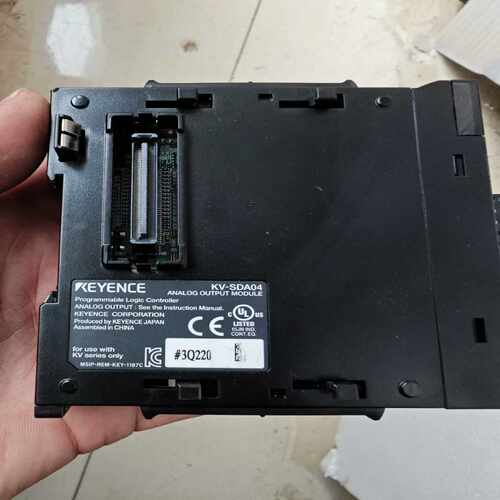 询价~基恩士KV-SDA04 外观实物图拍摄 功能正常使用！