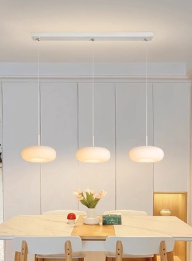中山灯具奶油风餐厅吊灯现代简约led饭厅灯具温馨浪漫创意餐桌灯