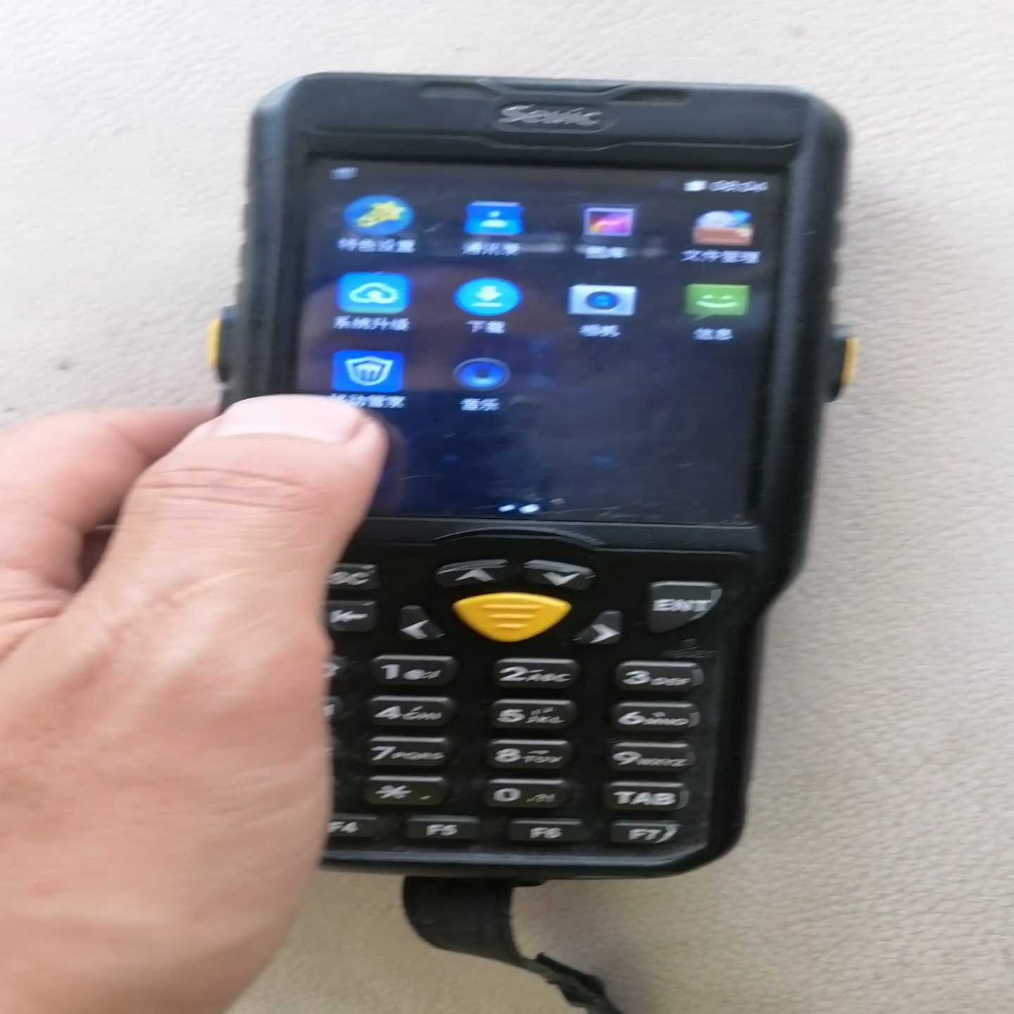 询价~seuic东大集成autoid6L快递巴枪如图！