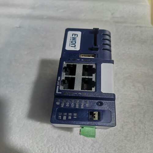 咨询-EWON远程模块，型号EC6133C_00MA/S，COSY