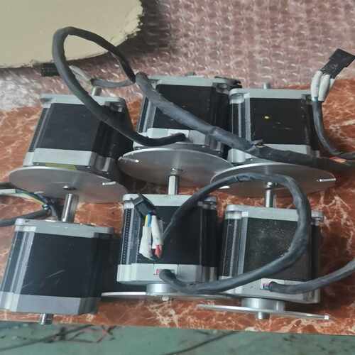 东莞Y07-58D1-4008D步进电机还有三台~询价