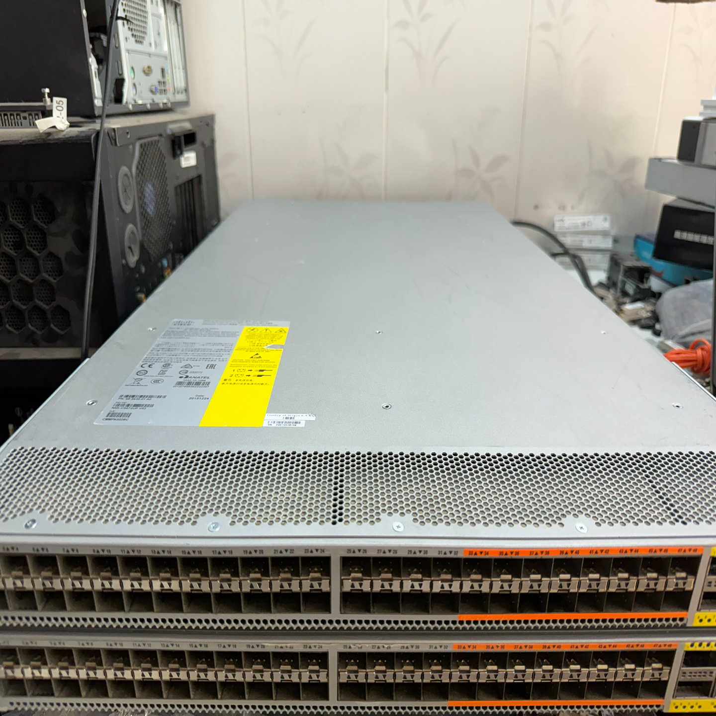 思科N5K-C5672UP 48口万兆+6口40G交换机