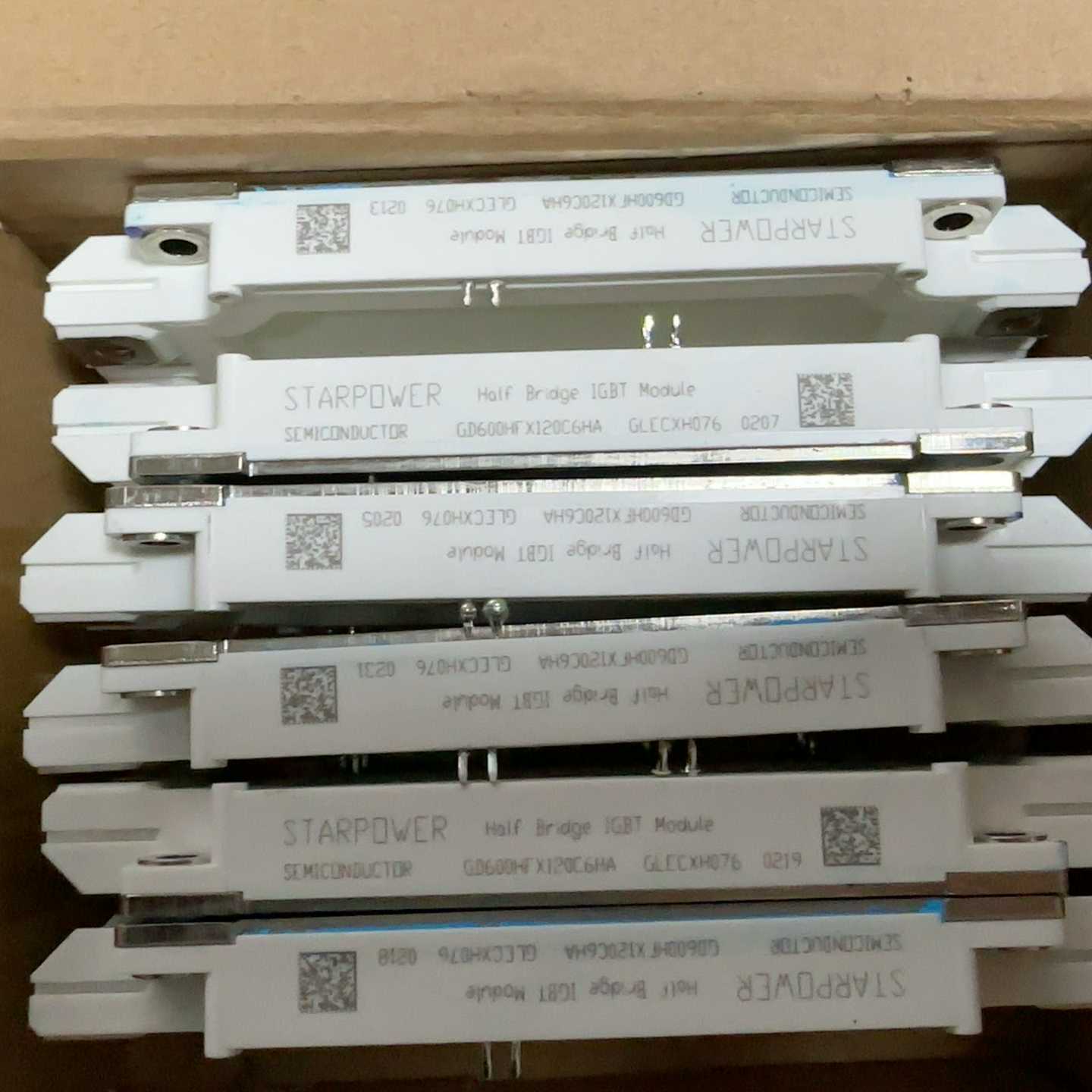 咨询-GD600HFX120C6HA600A/1200V