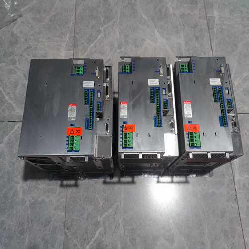 百格拉驱动器TLC5382F322151一台~询价