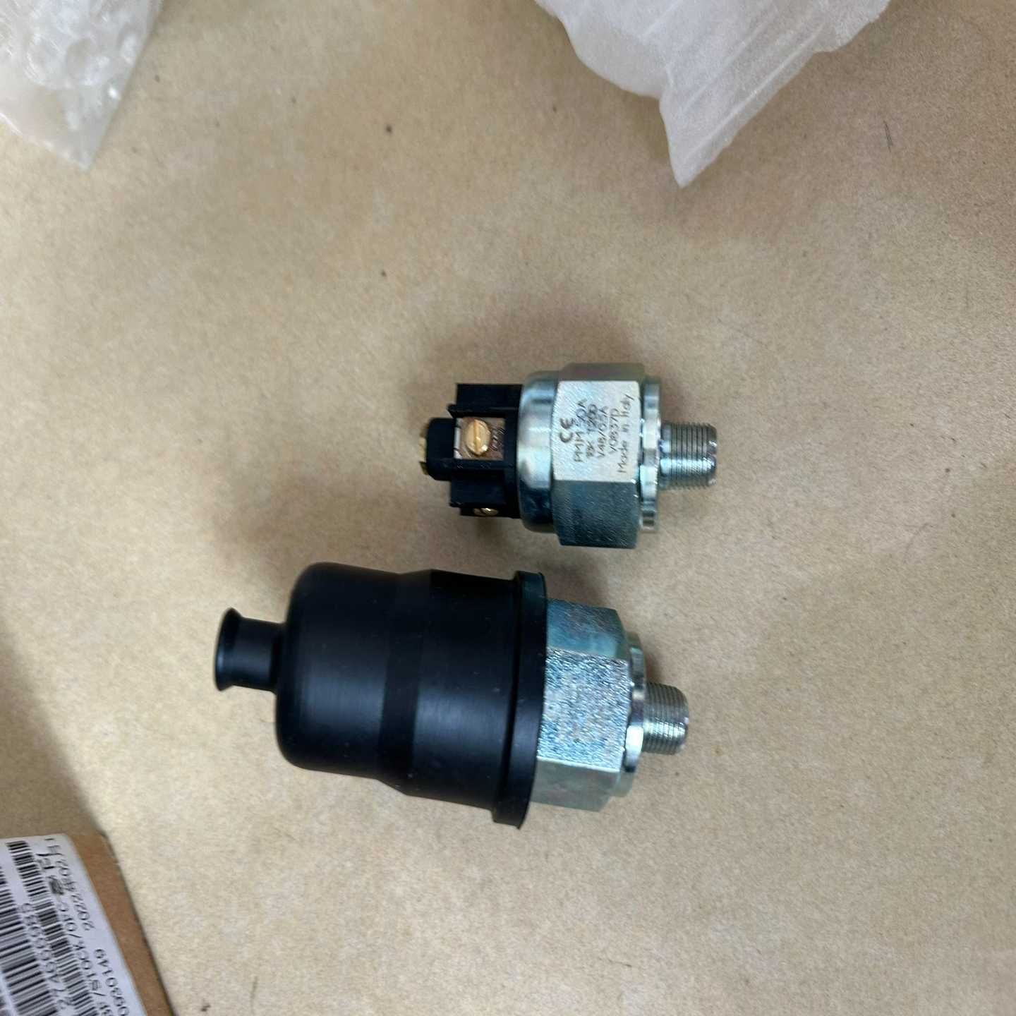 PMM50A.  18K T20D V0837D依莱~询价