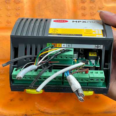 询价~昆仑通态触摸屏TPC7012El 的，功能，没有拆过