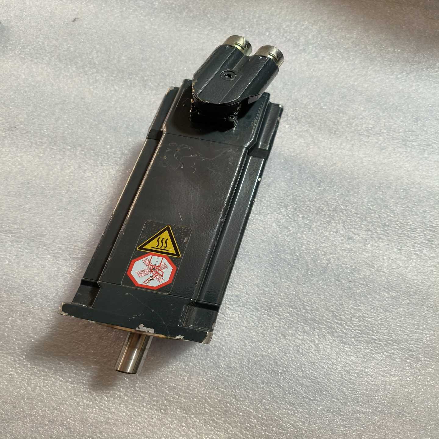 【议价】KEB伺服电机B3SMHF2-64J8实物图功能适用
