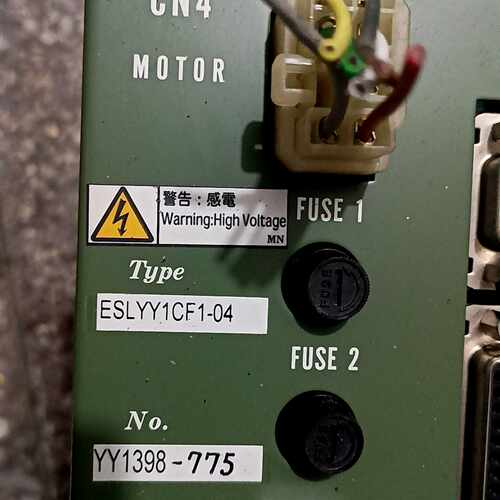 驱动器，ESLYY1CF1-04，半岛体设备，成色~询价