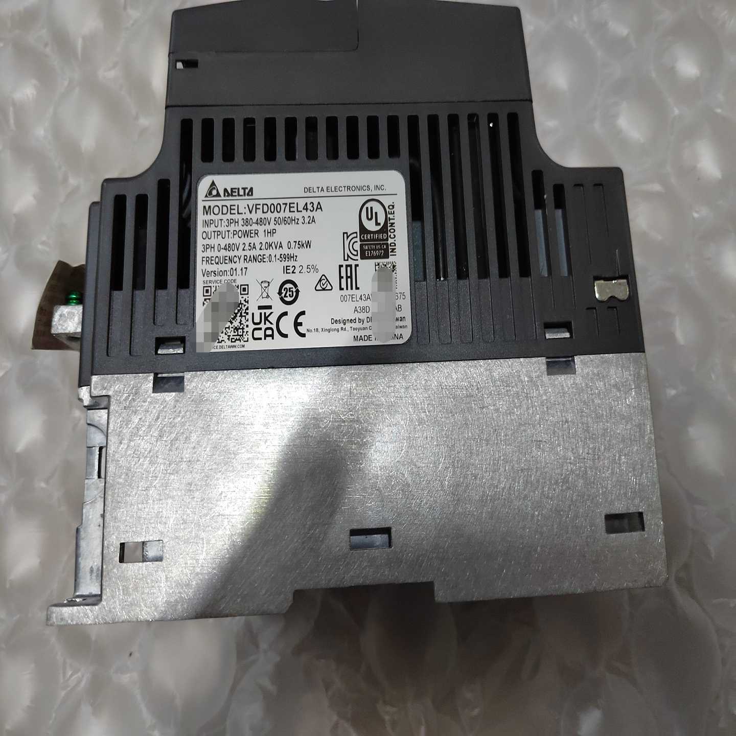 台达变频器VFD007EL43A1台，没内包装胶袋，如图~询价