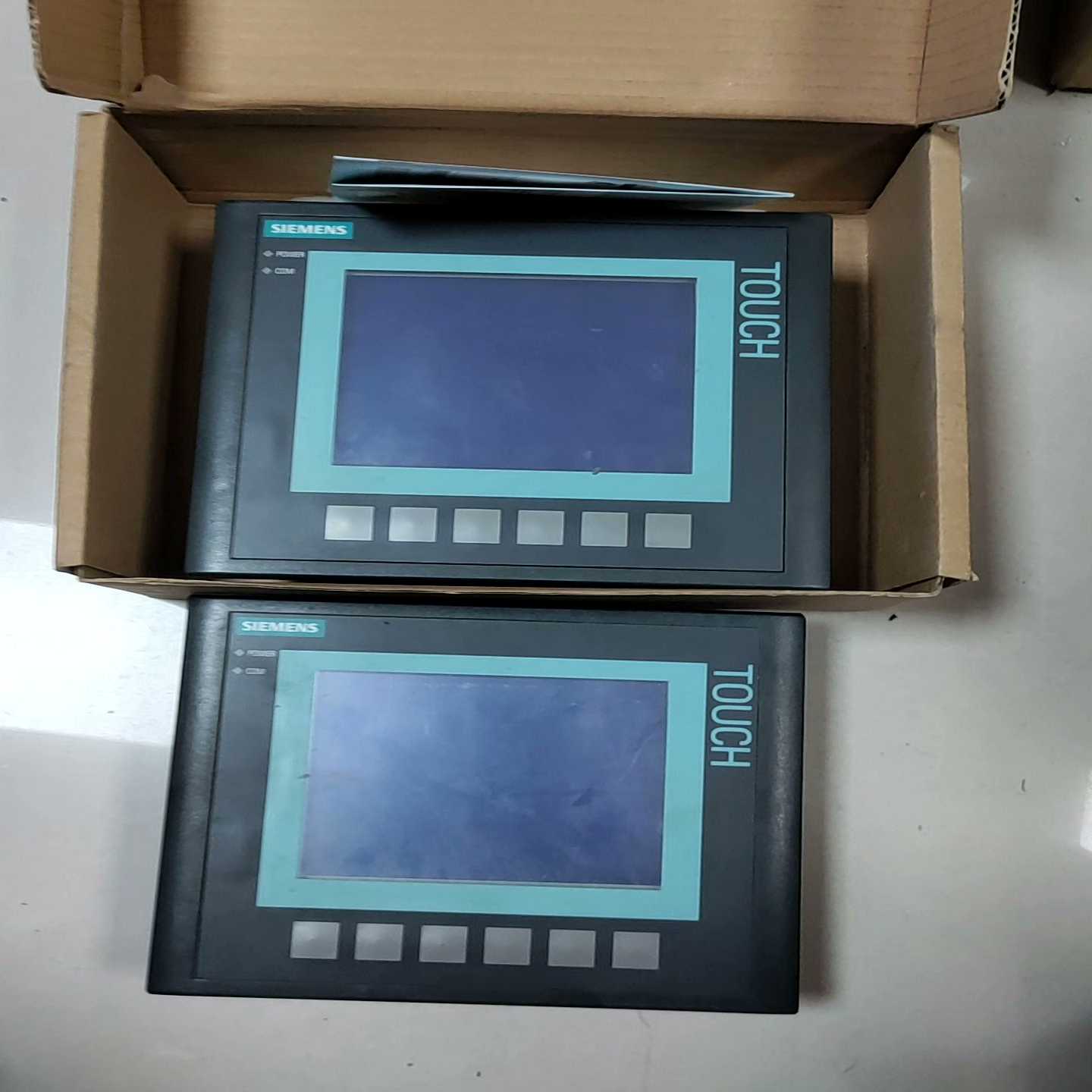 咨询-触摸屏6AV6640-0DA11-0AX0，实物图