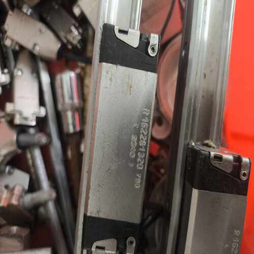 询价~力士乐 R162281320 件 好用的 是6个滑块
